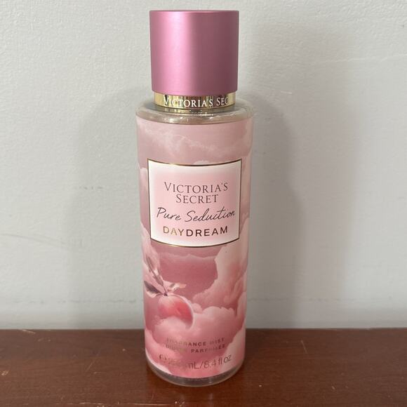 Victoria's Secret Other - Victoria's Secret Pure Seduction Daydream Mist 8.4 fl oz